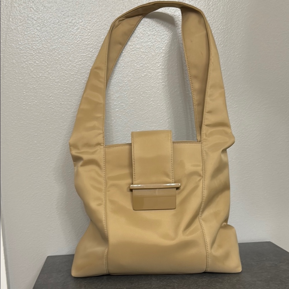 NWOT retro Studio Imports Elegant Tan Women's shoulder bag